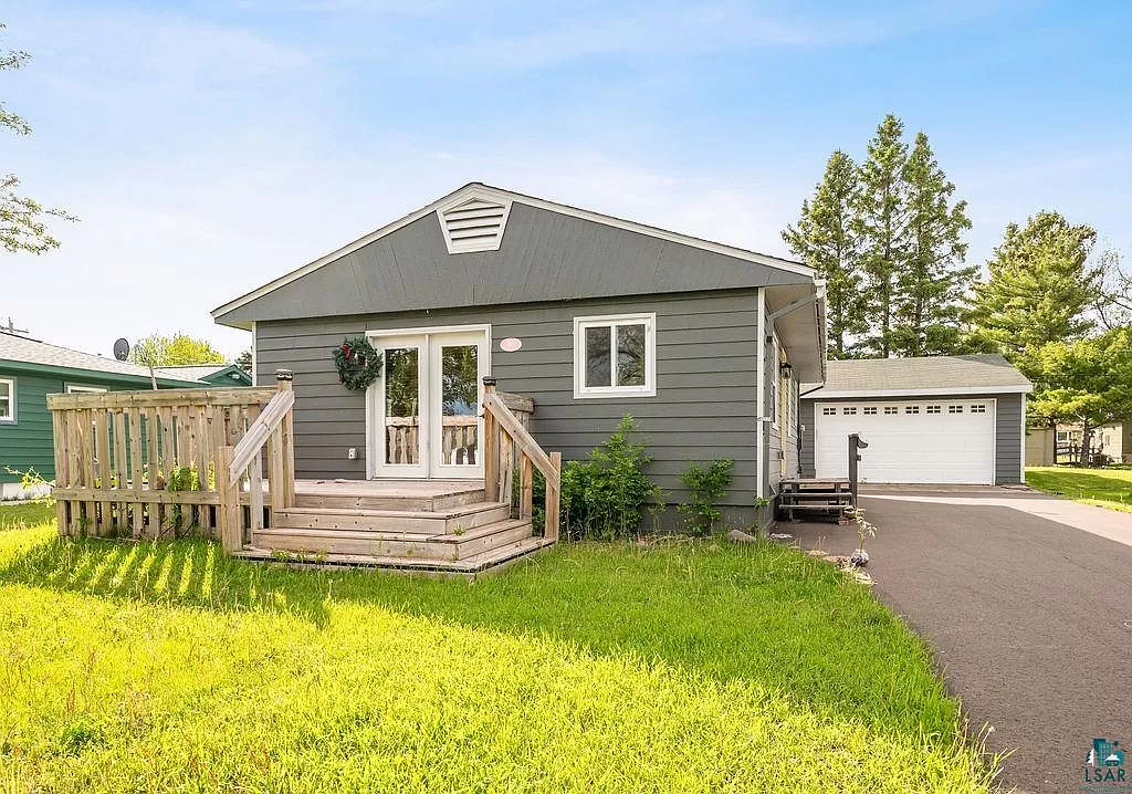 camp loon exterior view